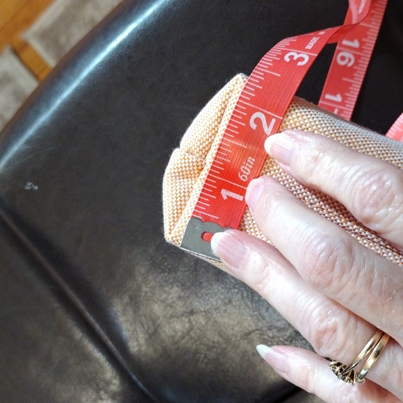 EUC Orange Estee Lauder Makeup Bag and Goodies - Picture 13 of 13